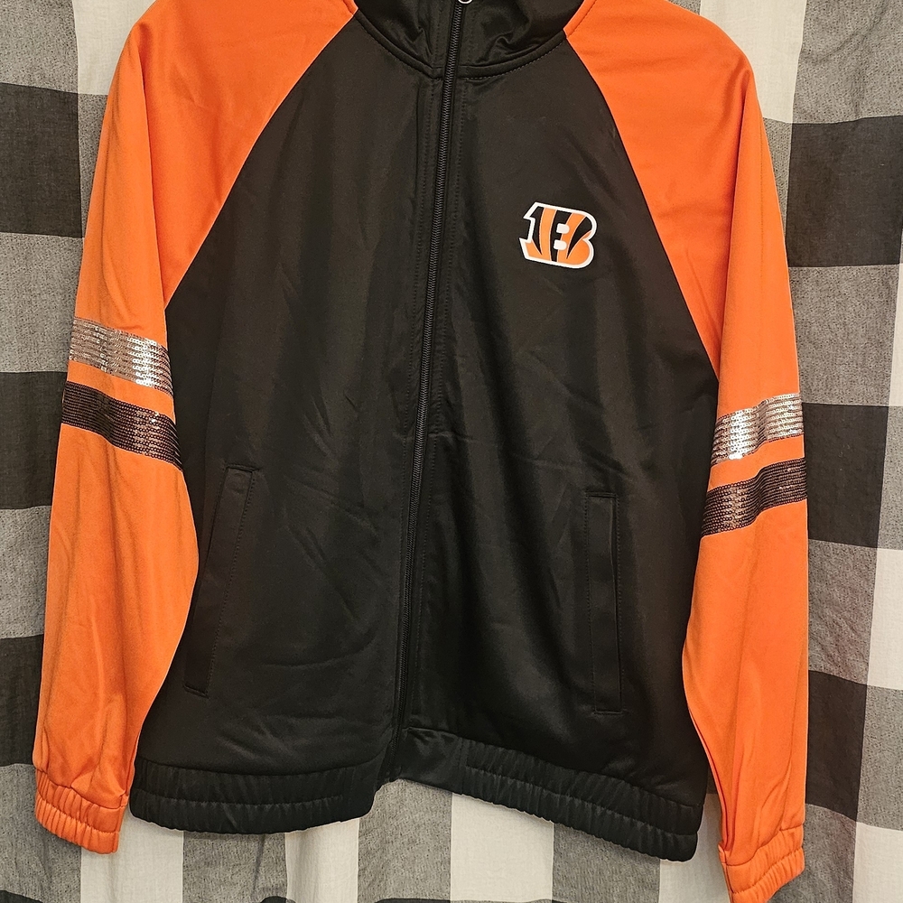 Women's Black and Orange Sequin NFL Cincinnati Bengals Varsity Jacket - Picture 2 of 5